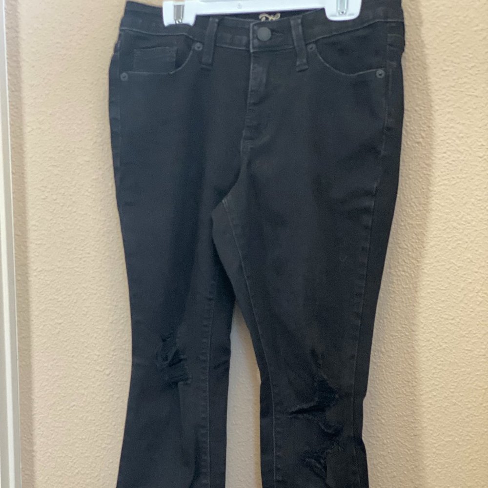 Universal Thread Black Ripped Mid-Rise Skinny Jeans